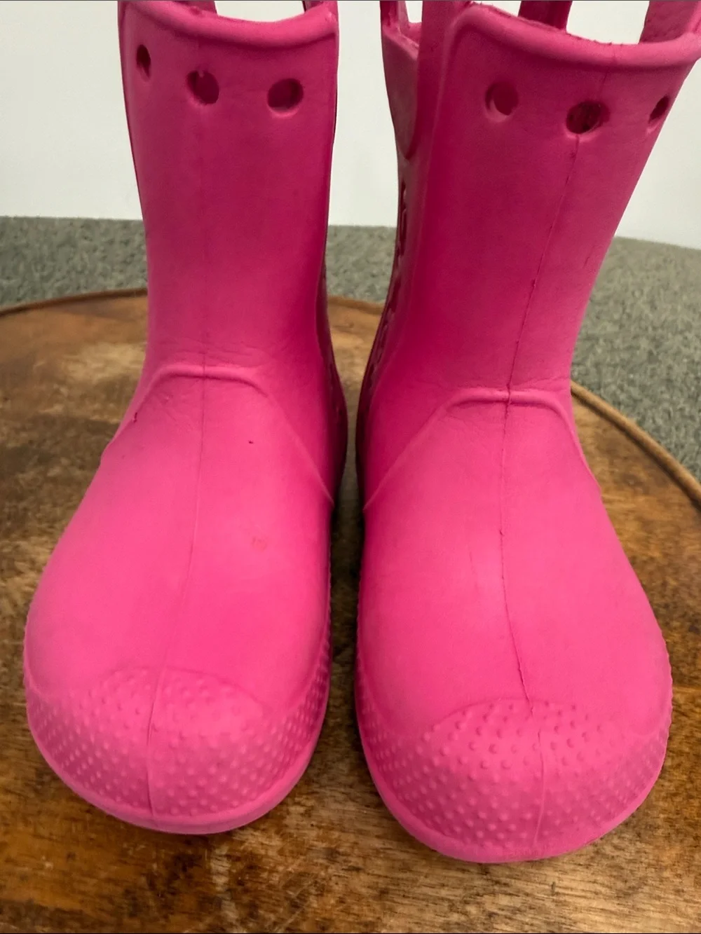 CROCS Boots Kids 8 Bright Pink Pull-On Rain Handle It Waterproof Rubber Toddler